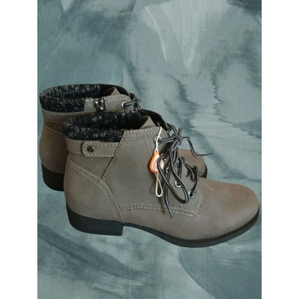 Sporto Womens Faux Suede Ankle Boots With Knit Collar & Lace-Up 7.5M gray color